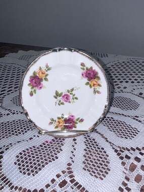 Brinn's Bone China Rose Pattern Small Trinket Dish / Ashtray with Gold Trim